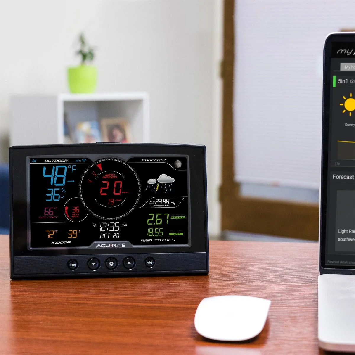 AcuRite Iris (5-in-1) Weather Station with Direct-to-Wi-Fi Display and Solar Power Pack - Image 2