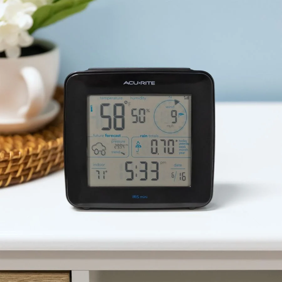 AcuRite Iris Weather Station with Wireless Display for Temperature, Humidity, Wind Speed/Direction, and Rainfall with Built-In Barometer and Iris Nano Display - Image 4