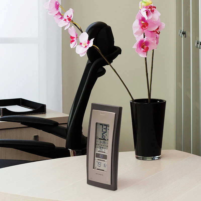 Digital Thermometer with Outdoor Temperature and Humidity - Image 4